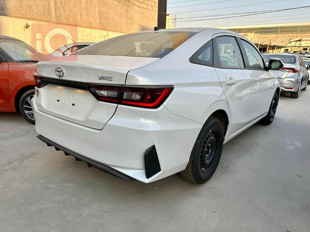 تۆیۆتا یارس